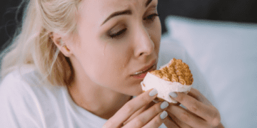 [대한건강의료신문]-체중-걱정도-폭식도-과하다면?